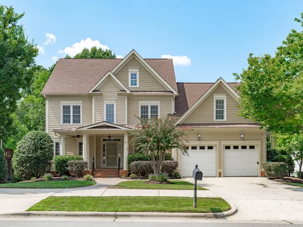 5716 Highcroft Dr, Cary, NC 27519