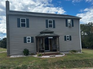 205 Beaufort Rd, New Florence, PA 15944