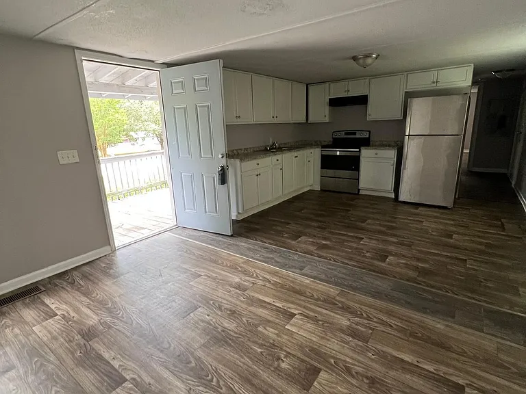 30 Winston Way — Photo 19