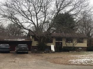 96 7 Mile Rd NE, Comstock Park, MI 49321