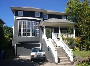 1707 Nob Hill Ave N, Seattle, WA 98109