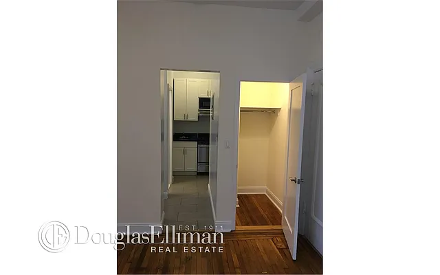 Rented by Douglas Elliman | media 18