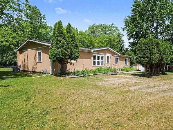 3254 N Euclid Ave, Bay City, MI 48706