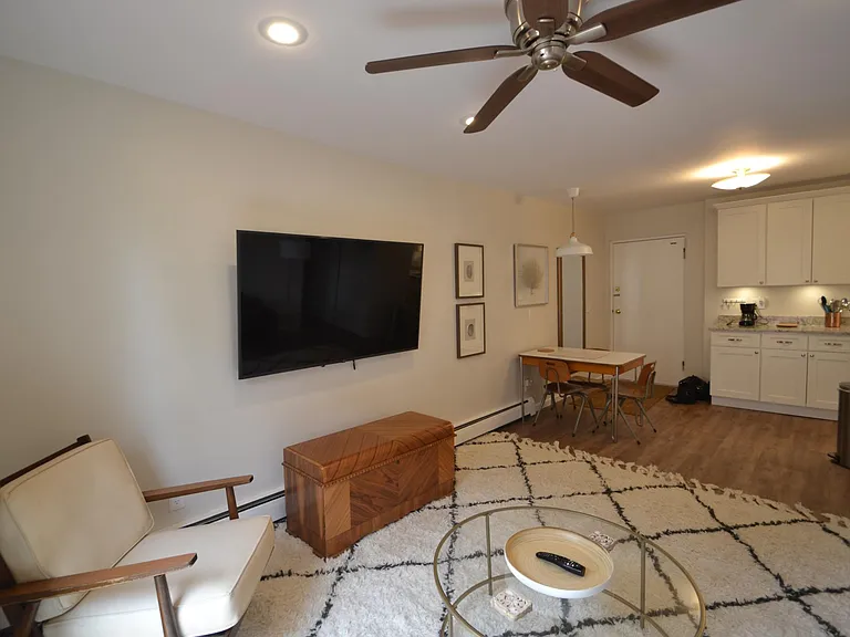 4815 Reading Rd #28 — Photo 3