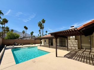 2965 E Los Posas Cir, Palm Springs, CA 92264
