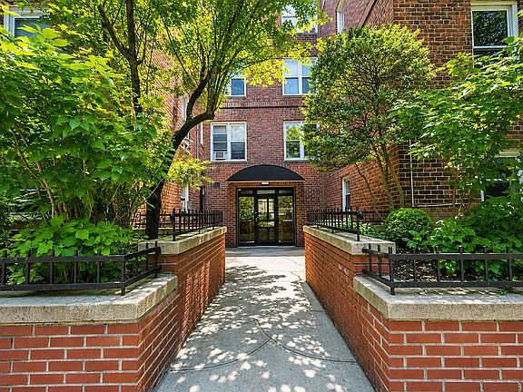 2nd image of 2675 Ocean Ave APT 5B