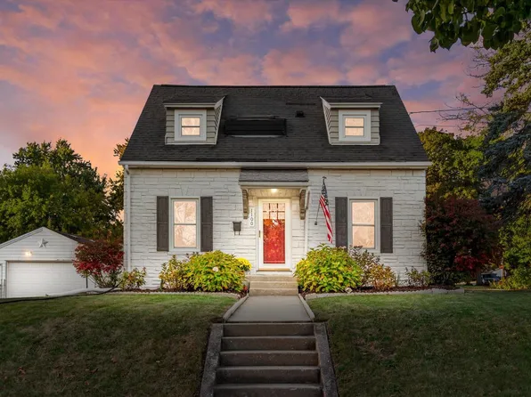 1100 Lindbergh AVENUE, Waukesha, WI 53188