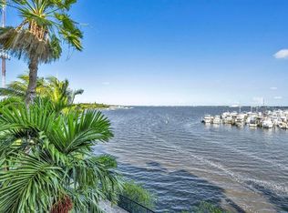 975 NW Flagler Ave APT 304, Stuart, FL 34994