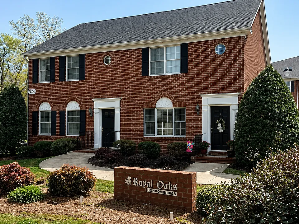 Royal Oaks Condominiums