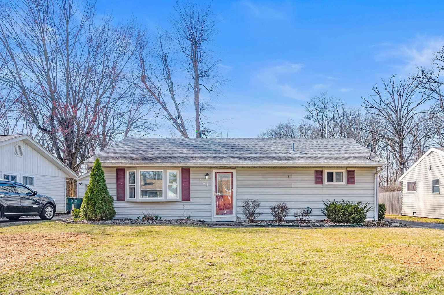 325 N Bittersweet Ln photo 1