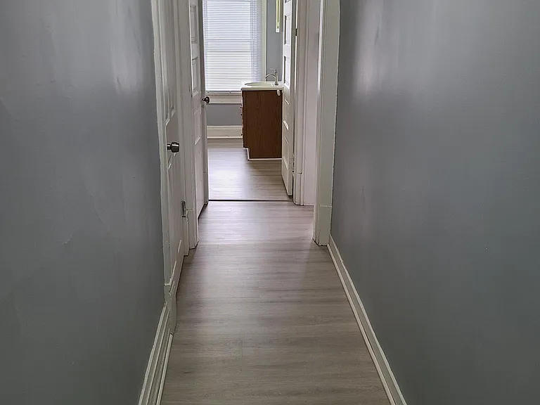 169 E Duncan St — Photo 17