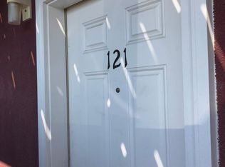 47 McCartney Ave APT 121, Morgantown, WV 26505