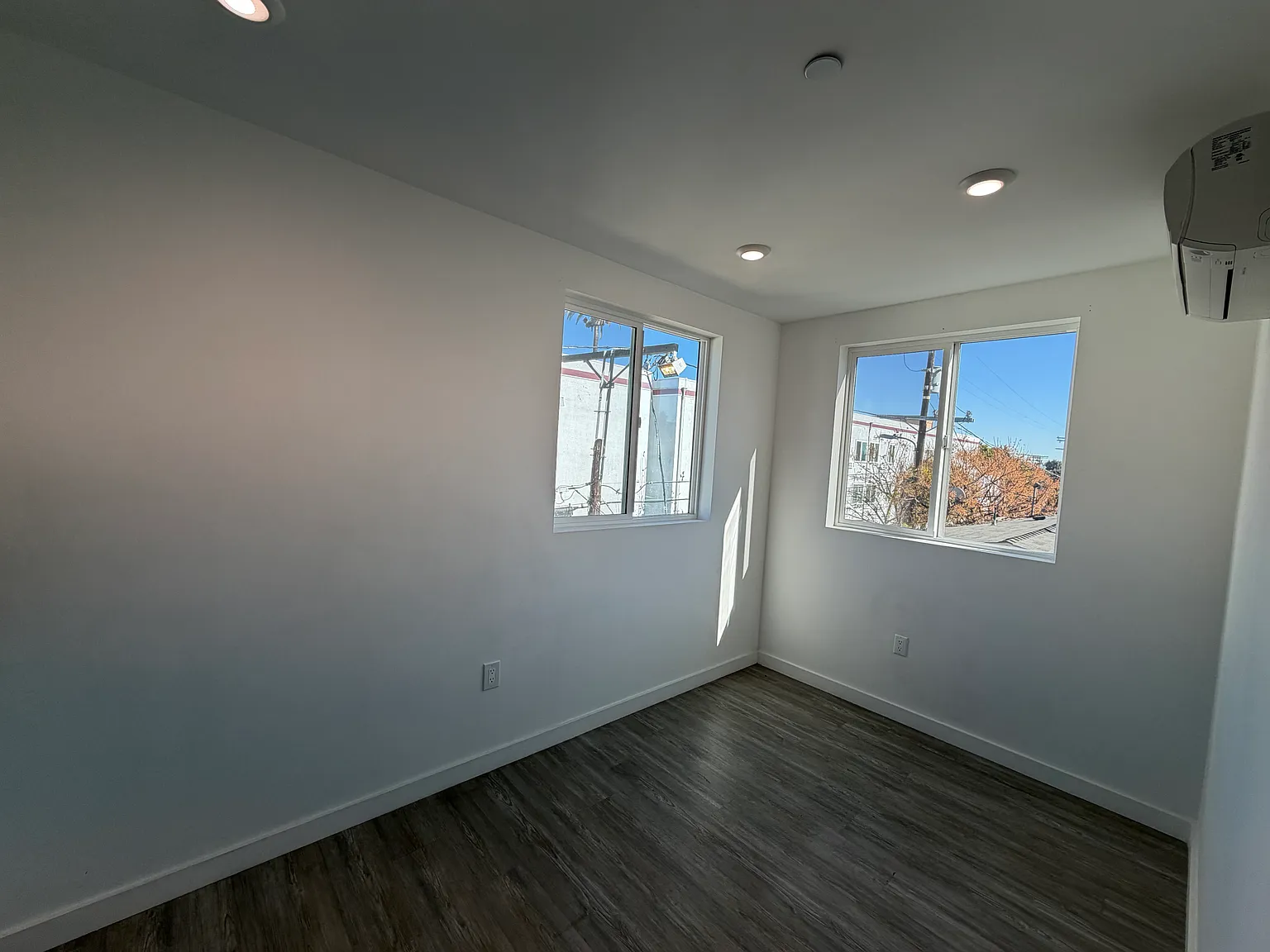 1 bed, 425 sqft, $1,810 — Photo 3