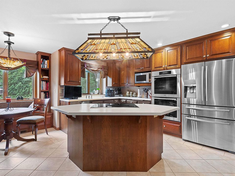 520 E Peckham St, Neenah, WI 54956 MLS 50281480 Zillow