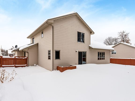 2nd image of 859 Meadow Ln