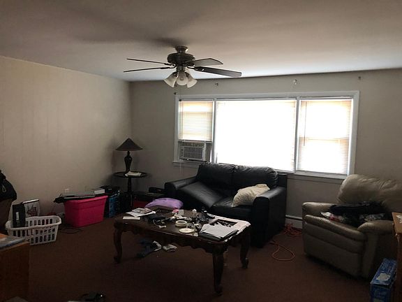 3rd image of 4 School St APT 2