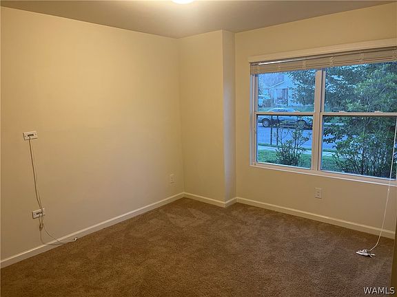 4th image of 2617 Lily Way Unit 8