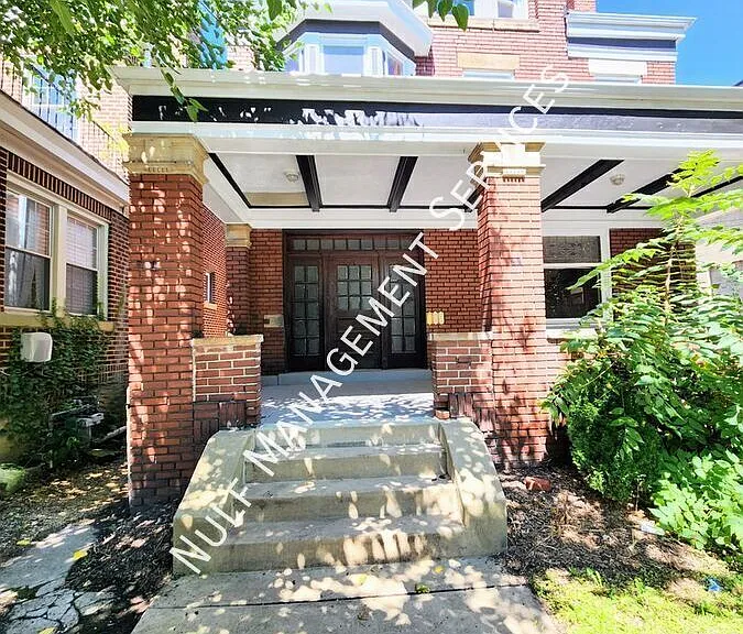 112 Stratford Ave #1 — Photo 7