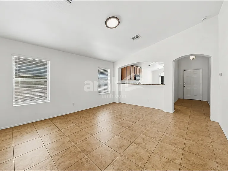 11232 W Pierson St — Photo 8