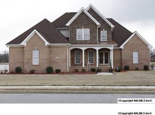 130 Riverway Ln, New Market, AL 35761