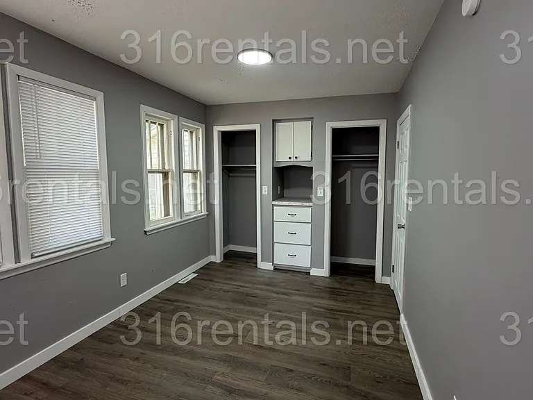 514 W 4th Ave — Photo 14
