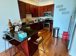 2900 W Irving Park Rd APT 405, Chicago, IL 60618