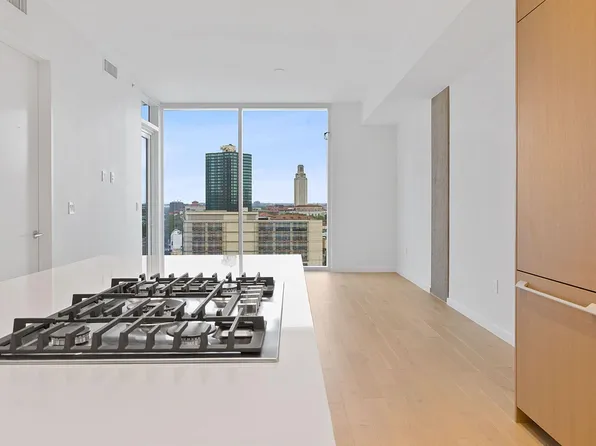 313 W 17th St #1203, Austin, TX 78701