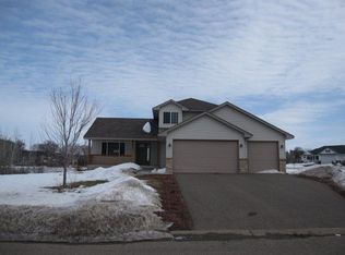 25975 12th St W, Zimmerman, MN 55398