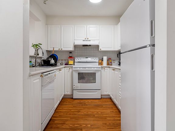 5th image of 15268 105th Ave #318