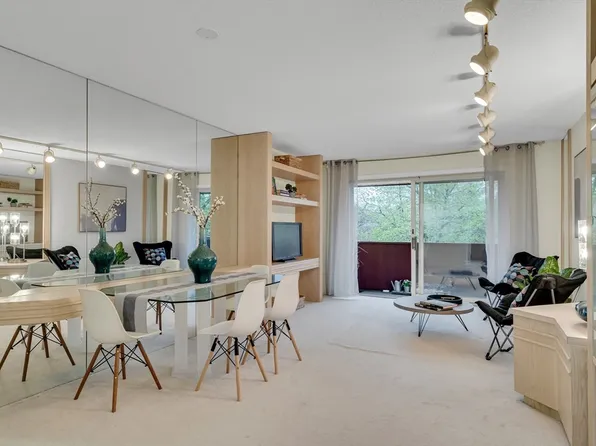 100 Rosemary Way APT 224, Needham, MA 02494