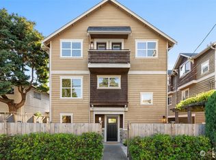 3027 60th Ave SW #B, Seattle, WA 98116