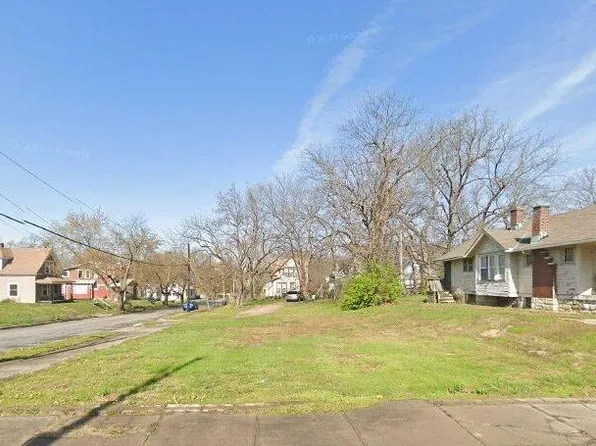 2544 Jackson Ave, Kansas City, MO 64127