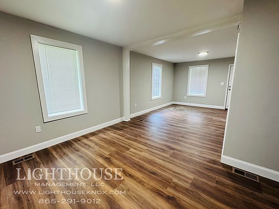 4th image of 4924 Tenwood Dr