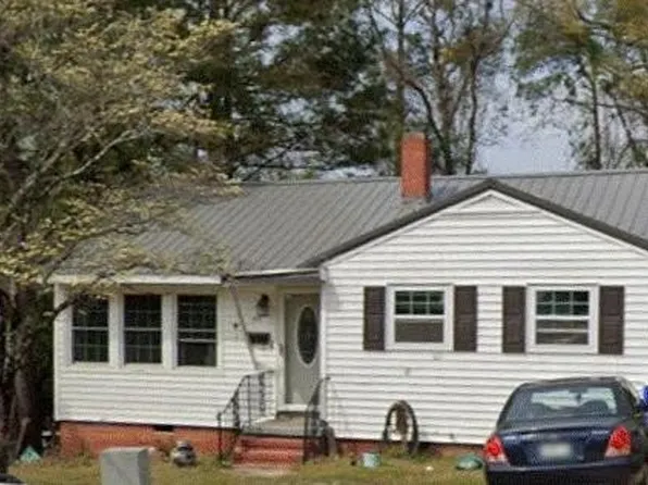 312 Stuart Ave, Fayetteville, NC 28301