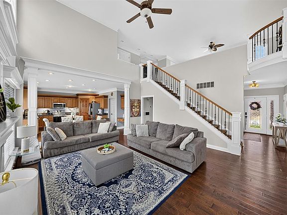 2nd image of 4513 Oakhurst Bnd