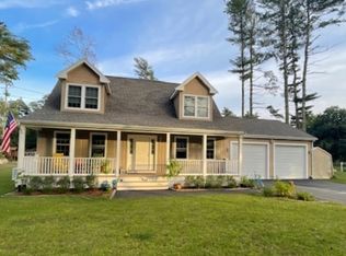 3 Evergreen Rd, Lakeville, MA 02347