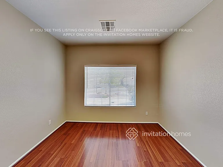 4441 Rockaway Beach St — Photo 12