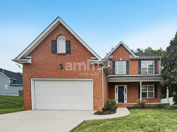 4905 Sunday Silence Dr, Knoxville, TN 37918