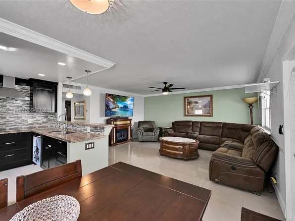 644 Flanders N #644, Delray Beach, FL 33484