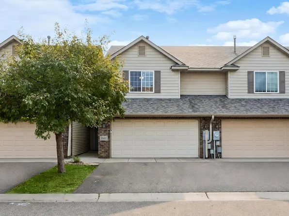3507 Goodwin Ave N, Oakdale, MN 55128