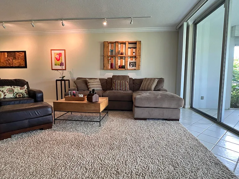 4017 N Cypress Dr #101 — Photo 4