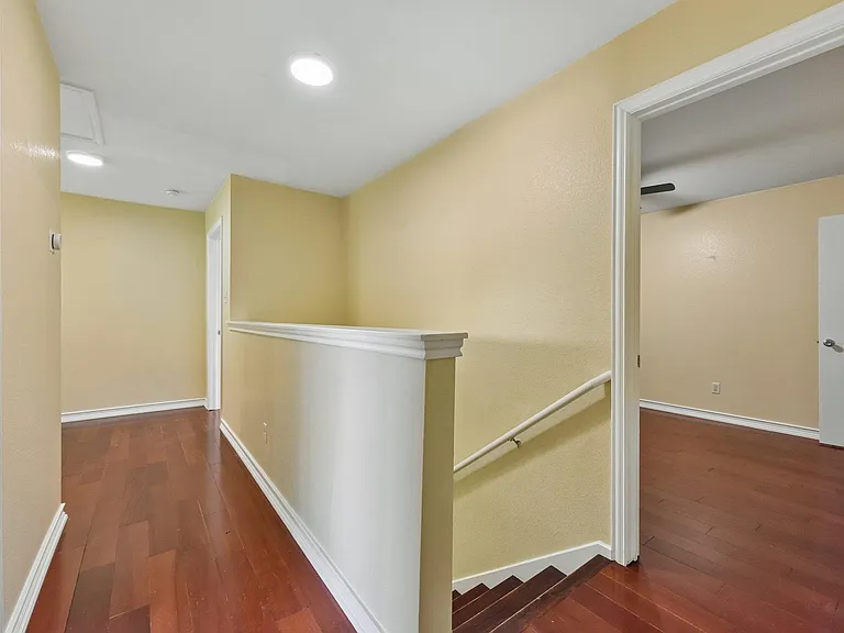 12712 Ring Dr — Photo 17