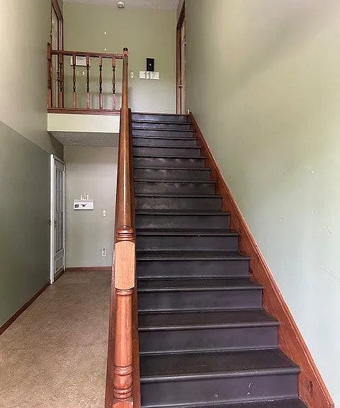 119 Burlington Oval Dr #10 — Photo 5