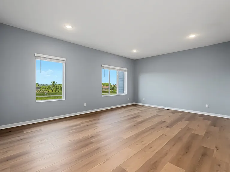 1845 Callaway Ln — Photo 3