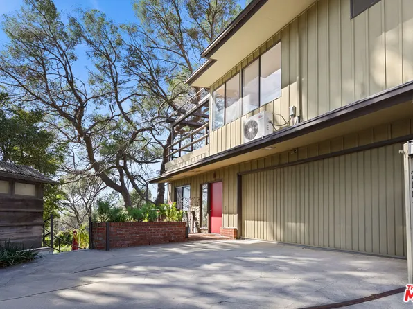 2881 Hollyridge Dr, Los Angeles, CA 90068