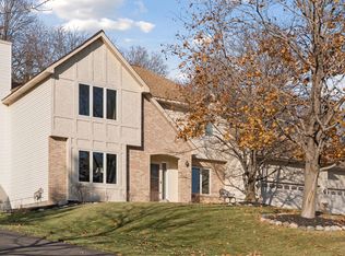 8463 Zanzibar Ln N, Maple Grove, MN 55311