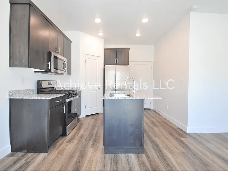 1840 S 1280 W — Photo 3