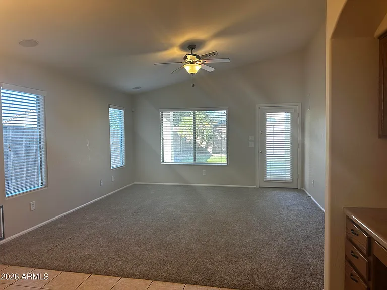 1618 E Angeline Ave — Photo 4