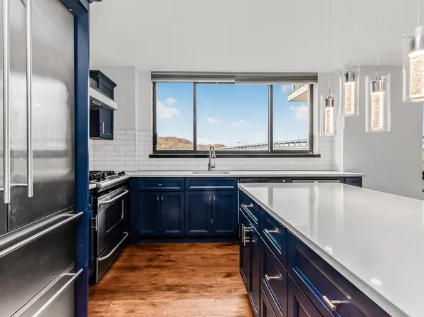 2287 Johnson Avenue image 3 of 22