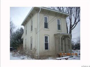 36 Union St, Madison, OH 44057